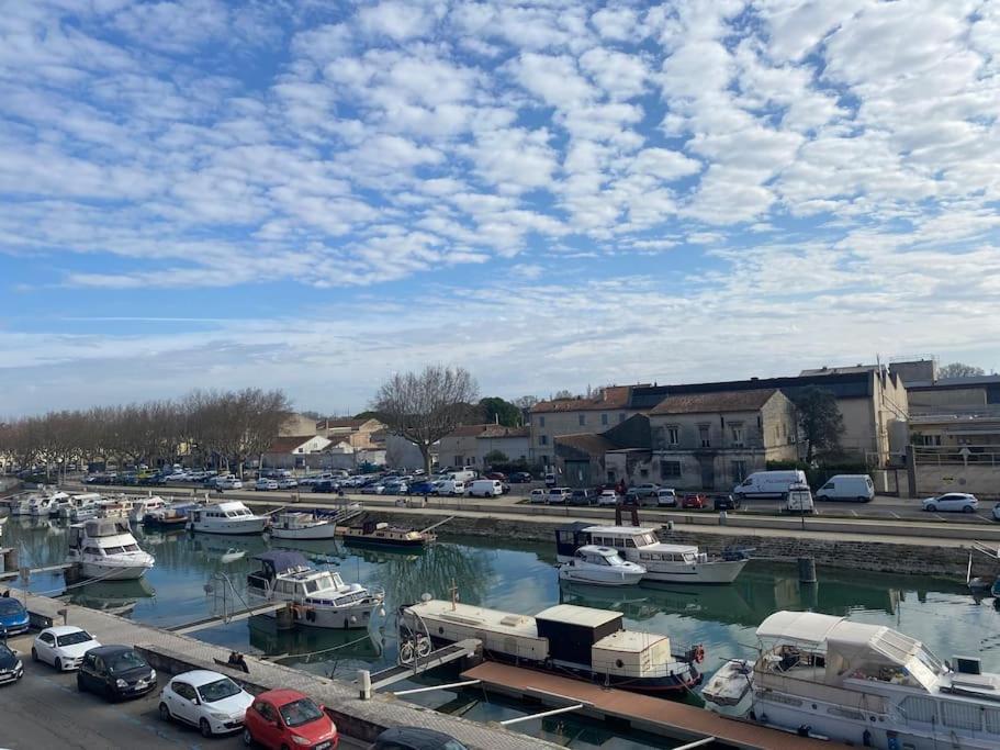 Appartement Belle-Vue Beaucaire  Eksteriør billede