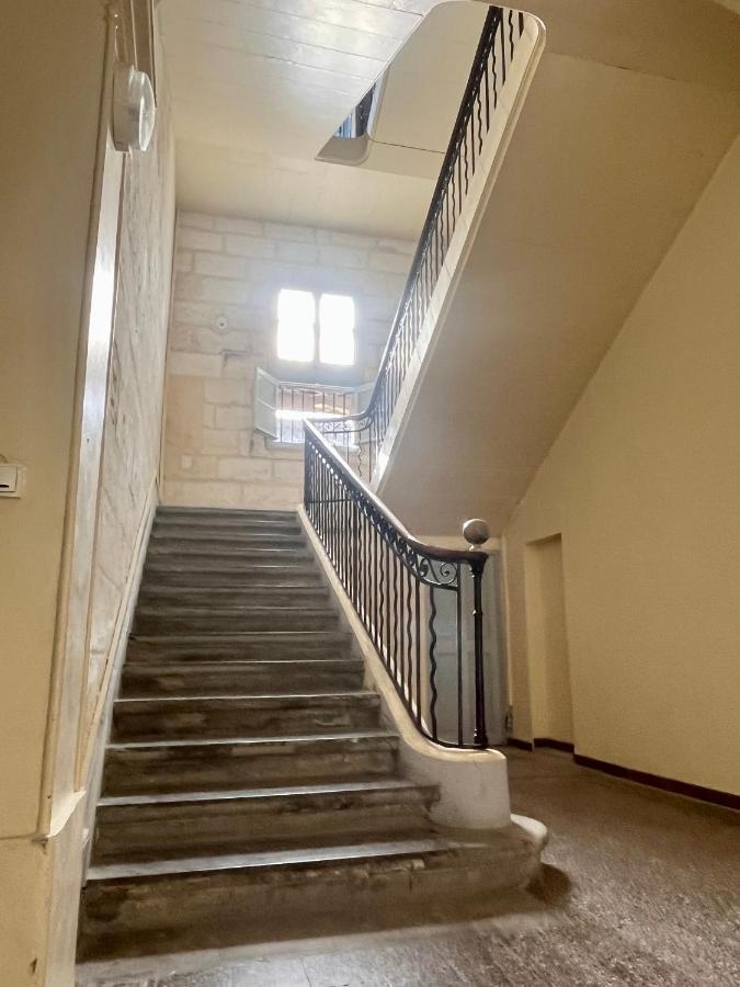 Appartement Belle-Vue Beaucaire  Eksteriør billede